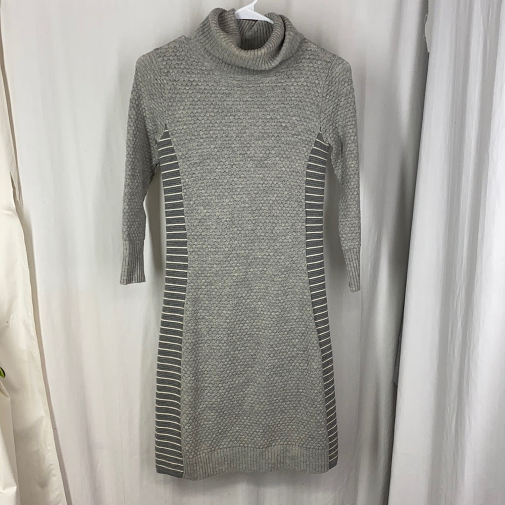 ATHLETA XXS Spotlight GRAY Sweater Dress MERINO WOOL Stripe Detail